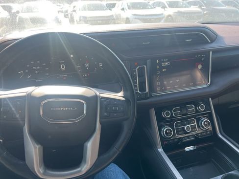 Used 2022 GMC Yukon Denali image 14