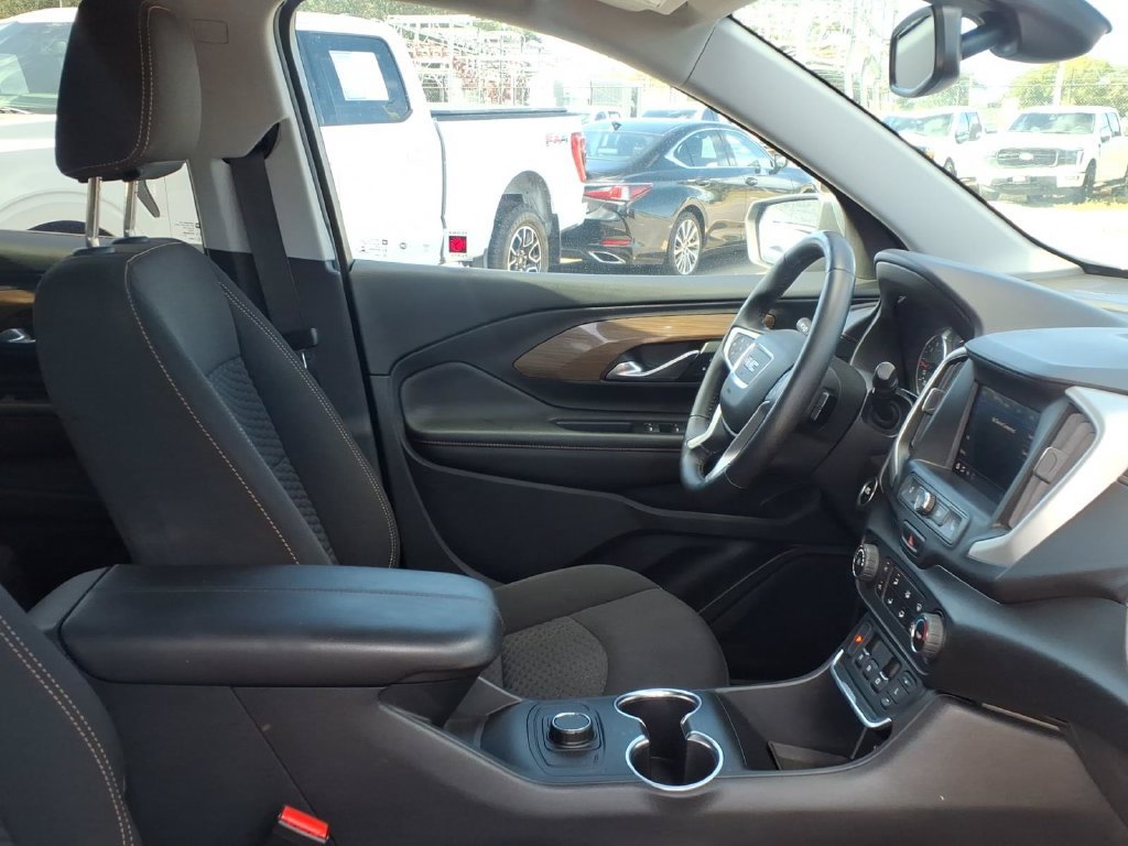 Used 2020 GMC Terrain SLE FWD image 12