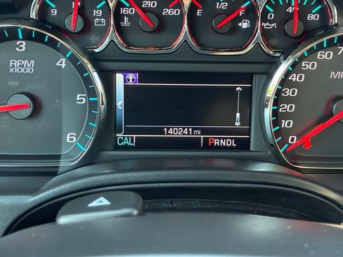 Used 2017 Chevrolet Silverado 1500 LT w/ All Star Edition AWD/4WD image 35