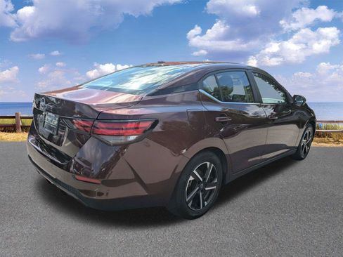 Used 2025 Nissan Sentra SV FWD image 8