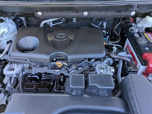 Certified 2022 Toyota RAV4 XLE Premium image 23