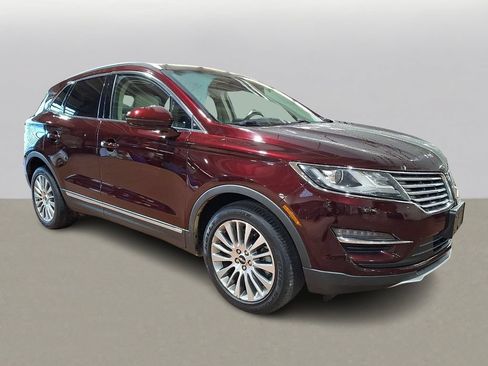 Used 2018 Lincoln MKC Reserve w/ Lincoln MKC Climate Package AWD/4WD image 2