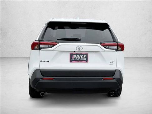 Certified 2025 Toyota RAV4 LE AWD/4WD image 6