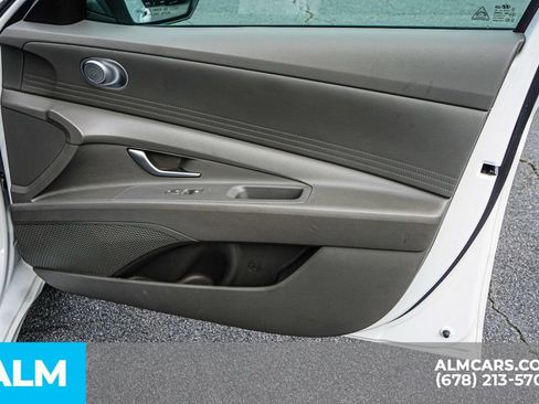 Used 2024 Hyundai Elantra SEL FWD image 51