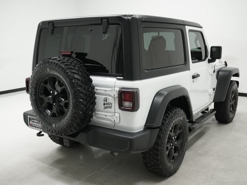 Used 2023 Jeep Wrangler Sport AWD/4WD image 4