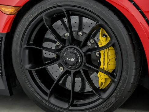 Used 2018 Porsche 911 GT2 RS RWD image 12