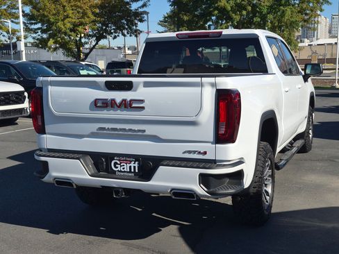 Used 2021 GMC Sierra 1500 AT4 AWD/4WD image 3