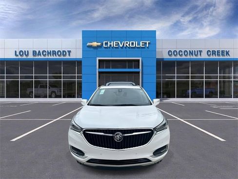 Used 2020 Buick Enclave Premium image 3