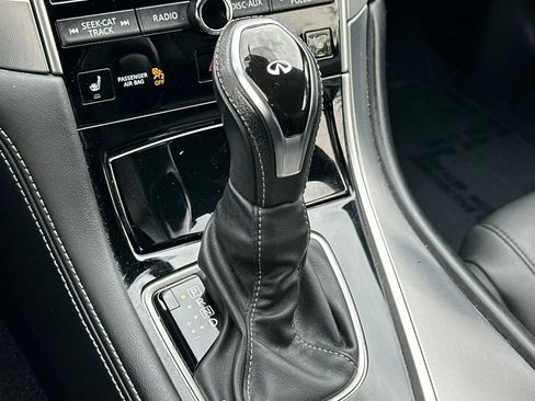 Used 2018 INFINITI Q60 3.0t Luxe w/ Sensory Package 3.0T Luxe image 17