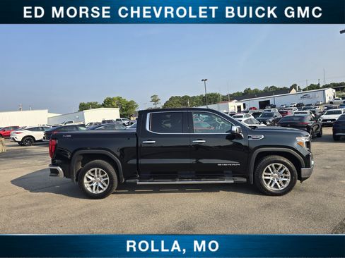 Certified 2022 GMC Sierra 1500 SLT w/ SLT Premium Package AWD/4WD image 2