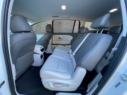 New 2026 Hyundai Ioniq 9 SEL w/ Tow & Go Package image 16