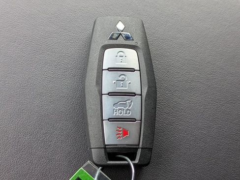 New 2026 Mitsubishi Outlander SEL Black Edition FWD image 34