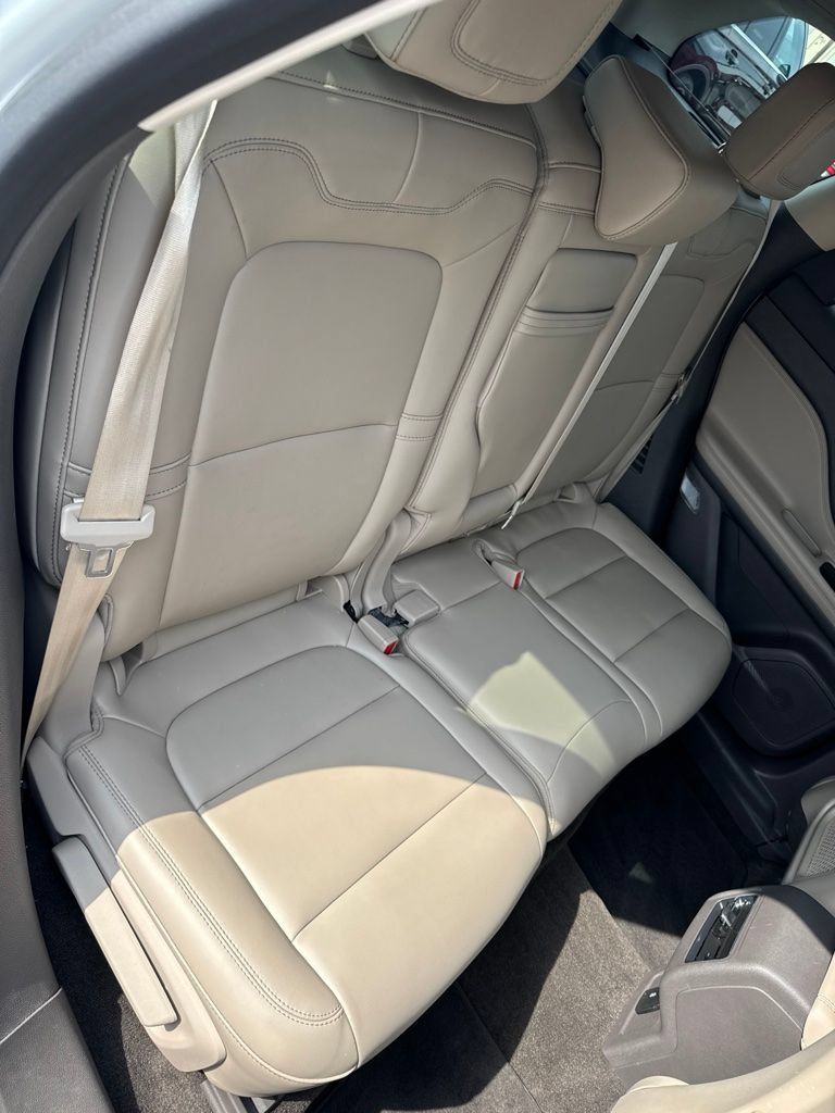 Used 2023 Lincoln Corsair FWD image 24
