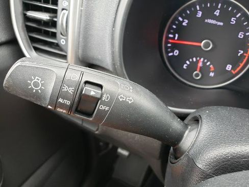Used 2020 Kia Sportage LX AWD/4WD image 25