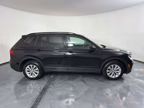 Used 2019 Volkswagen Tiguan S FWD image 4