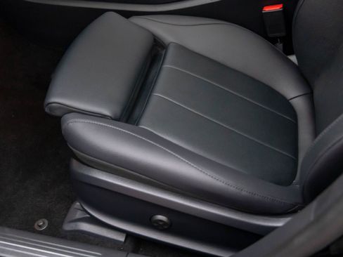 New 2026 Mercedes-Benz CLA 250 4MATIC image 18