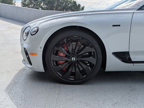 Used 2024 Bentley Continental GT V8 image 6