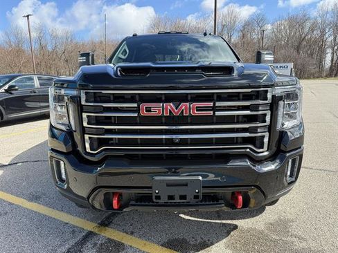 Certified 2022 GMC Sierra 2500 AT4 w/ AT4 Preferred Package image 10