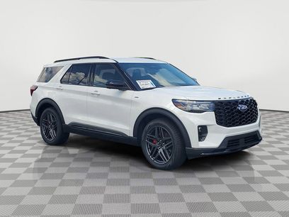 New 2025 Ford Explorer ST-Line w/ Premium Package