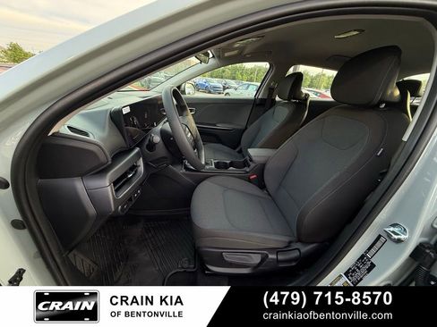 New 2026 Kia K4 FWD image 21
