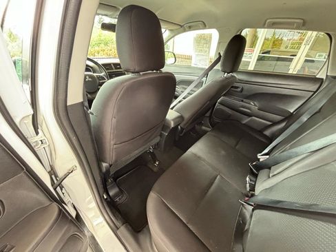 Used 2015 Mitsubishi Outlander Sport ES FWD image 26