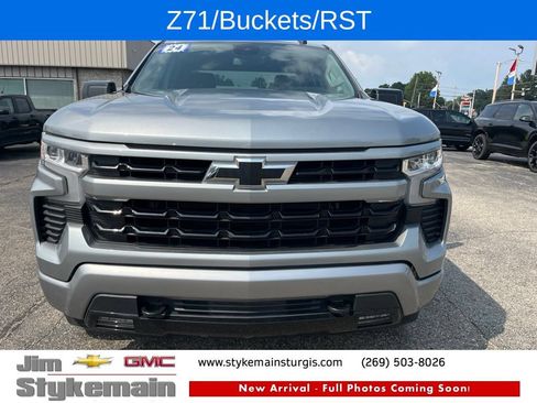Used 2024 Chevrolet Silverado 1500 RST w/ Z71 Off-Road Package AWD/4WD image 8