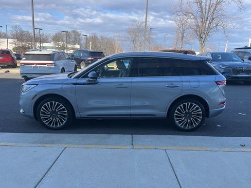 Used 2022 Lincoln Corsair Grand Touring w/ Elements Technology Bundle image 4