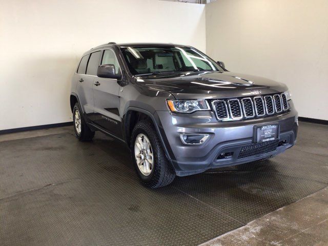 Used 2019 Jeep Grand Cherokee Laredo AWD/4WD image 1