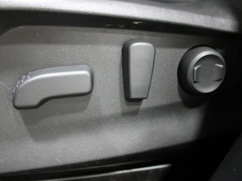 Used 2020 Subaru Forester Touring AWD/4WD image 4