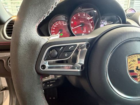 Certified 2022 Porsche 718 Boxster Spyder RWD image 15