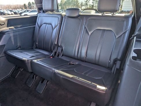 Used 2020 Ford Expedition Limited image 11
