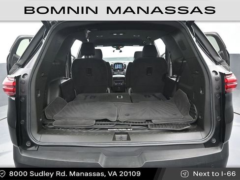 Used 2023 Chevrolet Traverse LT AWD/4WD image 11