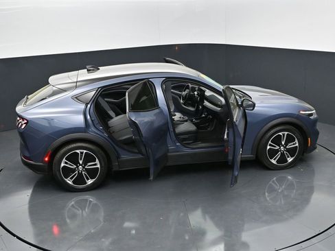 Used 2021 Ford Mustang Mach-E Select w/ Comfort/Appearance Package image 29