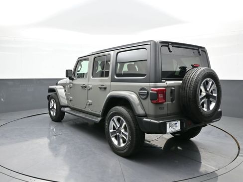 Used 2021 Jeep Wrangler Unlimited Sahara w/ Safety Group image 8