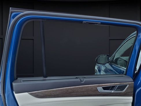 Used 2025 Volkswagen Atlas SEL Premium R-Line image 21