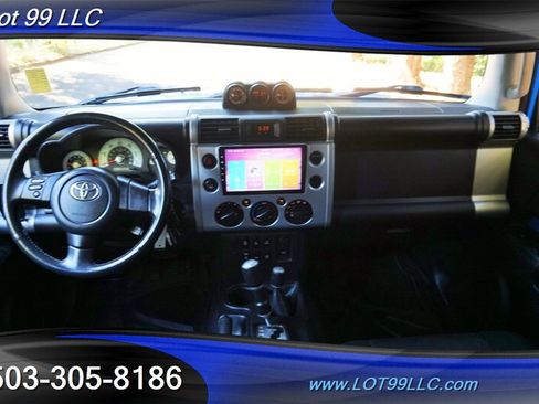 Used 2007 Toyota FJ Cruiser 4WD image 14