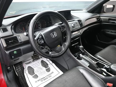 Used 2016 Honda Accord Sport image 13