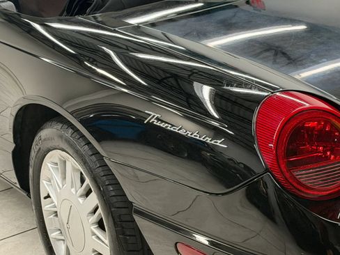 Used 2003 Ford Thunderbird RWD image 12