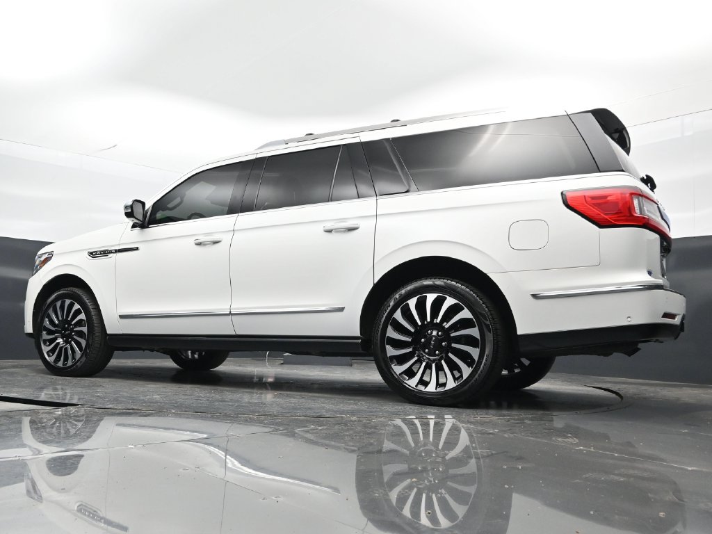 Used 2021 Lincoln Navigator L Black Label w/ Cargo Convenience Package AWD/4WD image 25
