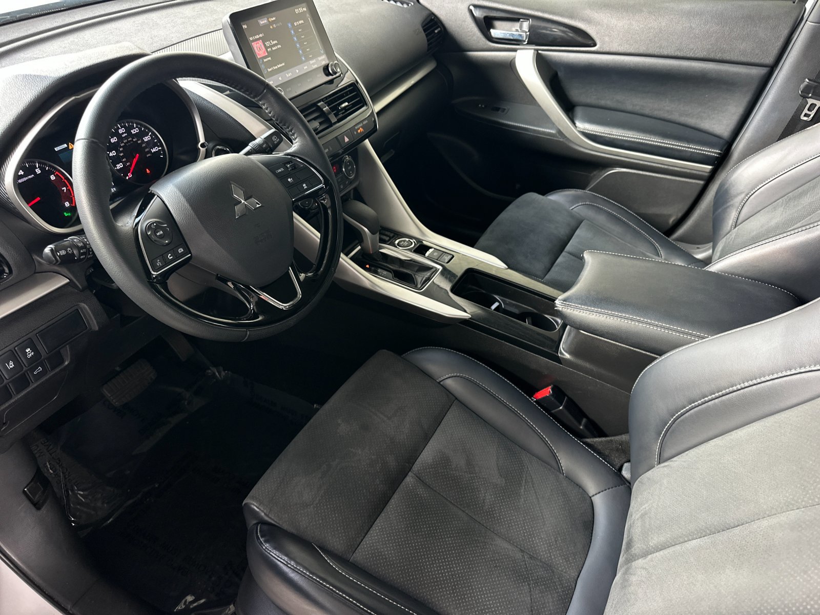 Used 2024 Mitsubishi Eclipse Cross SE AWD/4WD image 9