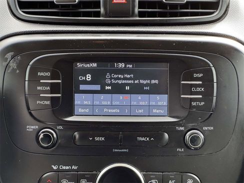 Used 2017 Kia Soul + w/ Designer's Package image 4