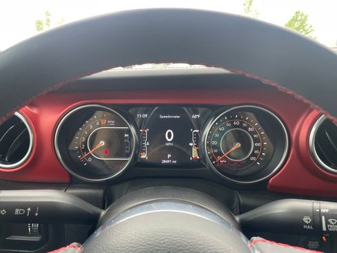 Used 2023 Jeep Gladiator Rubicon w/ LED Lighting Group image 15