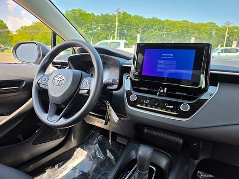 Used 2024 Toyota Corolla LE FWD image 13