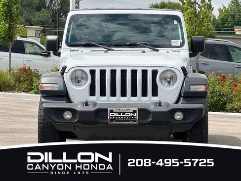 Used 2018 Jeep Wrangler Unlimited Sport AWD/4WD image 12