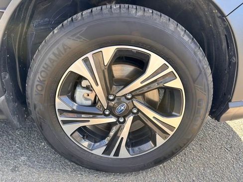 Certified 2025 Subaru Crosstrek 2.0i Premium image 29