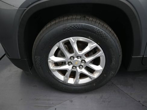 Used 2019 Chevrolet Traverse LS FWD image 9