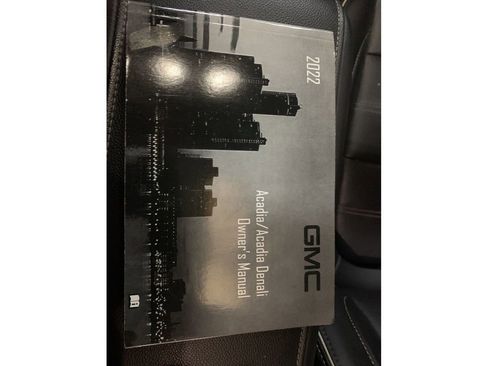 Used 2022 GMC Acadia Denali image 33