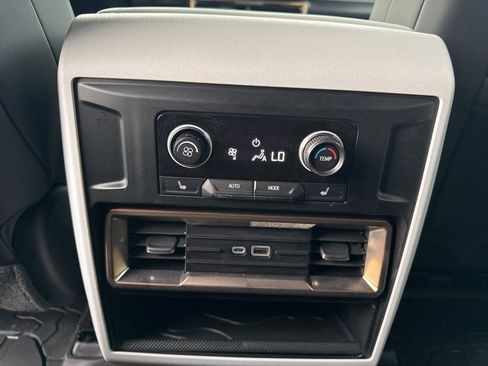 Used 2025 GMC Hummer EV 3X AWD/4WD image 13