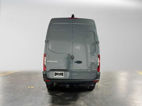 Used 2026 Mercedes-Benz Sprinter 2500 image 4