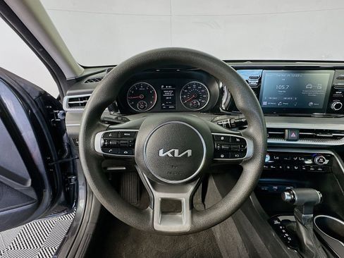 Used 2023 Kia K5 LXS FWD image 11